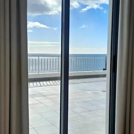 Harbour View Free Parking Apartament Funchal (Madeira)