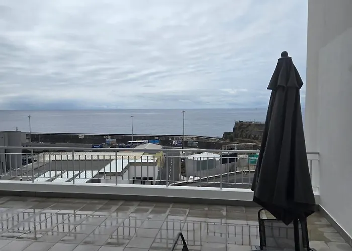 Harbour View Free Parking 丰沙尔