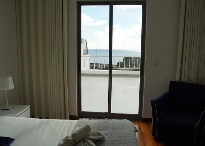 Harbour View Free Parking 丰沙尔